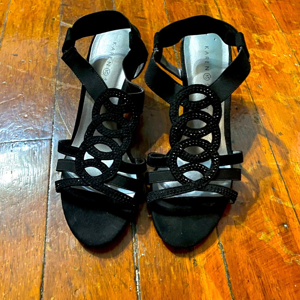 Karen Scott Heels